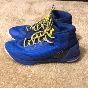 Under Armour Curry 3 Blue and Yellow Size 9.5